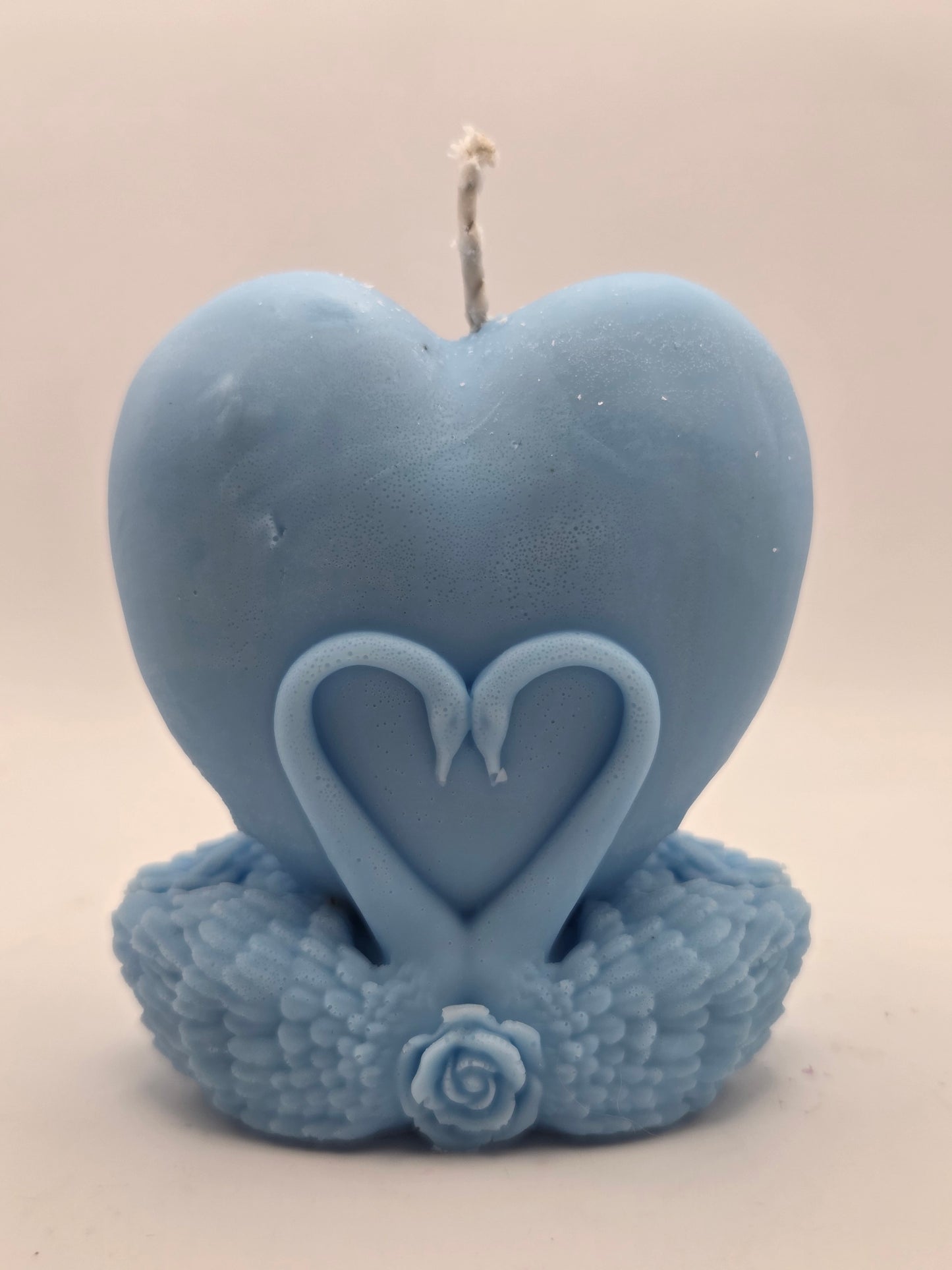 Blauw hartje met zwanen